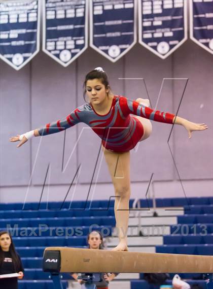 Thumbnail 2 in Multi-Team Meet @ Washington-Lee  photogallery.