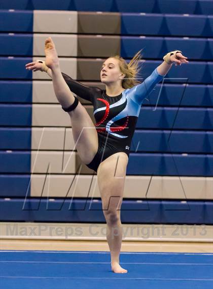 Thumbnail 3 in Multi-Team Meet @ Washington-Lee  photogallery.