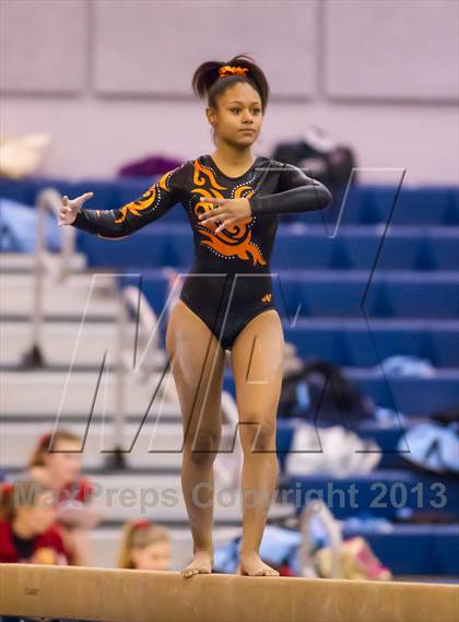 Thumbnail 1 in Multi-Team Meet @ Washington-Lee  photogallery.