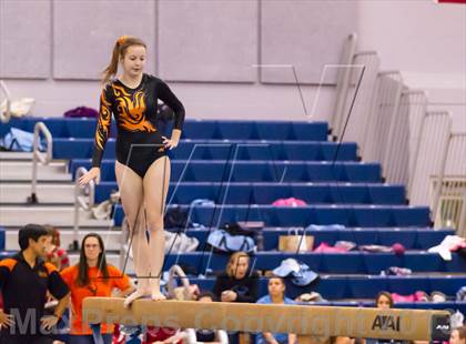 Thumbnail 2 in Multi-Team Meet @ Washington-Lee  photogallery.