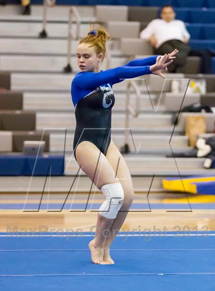 Thumbnail 2 in Multi-Team Meet @ Washington-Lee  photogallery.