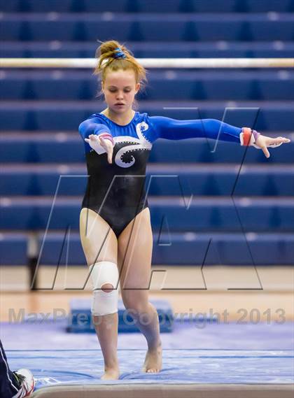 Thumbnail 2 in Multi-Team Meet @ Washington-Lee  photogallery.