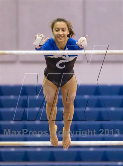Thumbnail 2 in Multi-Team Meet @ Washington-Lee  photogallery.