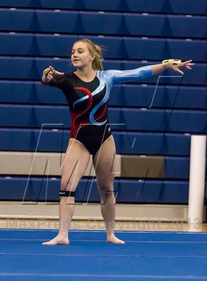 Thumbnail 2 in Multi-Team Meet @ Washington-Lee  photogallery.