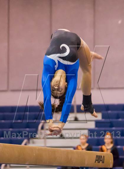 Thumbnail 2 in Multi-Team Meet @ Washington-Lee  photogallery.