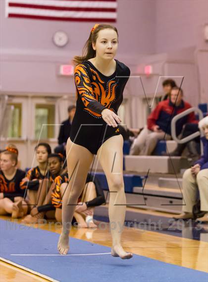 Thumbnail 3 in Multi-Team Meet @ Washington-Lee  photogallery.