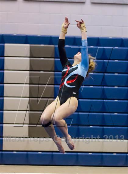 Thumbnail 1 in Multi-Team Meet @ Washington-Lee  photogallery.