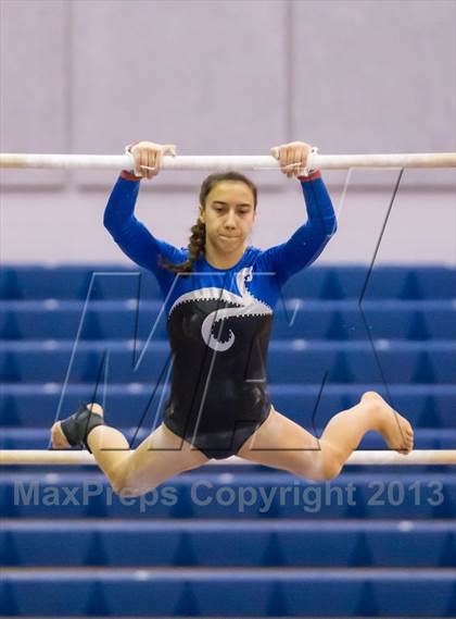 Thumbnail 1 in Multi-Team Meet @ Washington-Lee  photogallery.