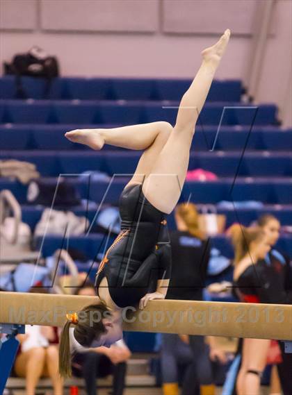 Thumbnail 3 in Multi-Team Meet @ Washington-Lee  photogallery.