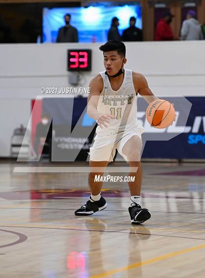 Thumbnail 1 in Lincoln vs. Archbishop Mitty (Torrey Pines Holiday Classic) photogallery.