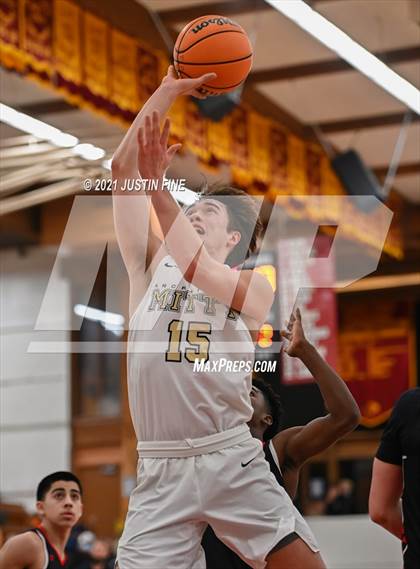 Thumbnail 1 in Lincoln vs. Archbishop Mitty (Torrey Pines Holiday Classic) photogallery.