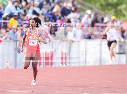 Thumbnail 1 in AIA Track & Field Preliminaries (Girls 4X100 Relay D1/D2) photogallery.