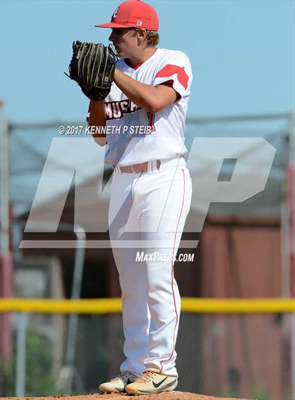 Thumbnail 1 in South Terrebonne @ Assumption (LHSAA 4A Bi-District Playoff) photogallery.