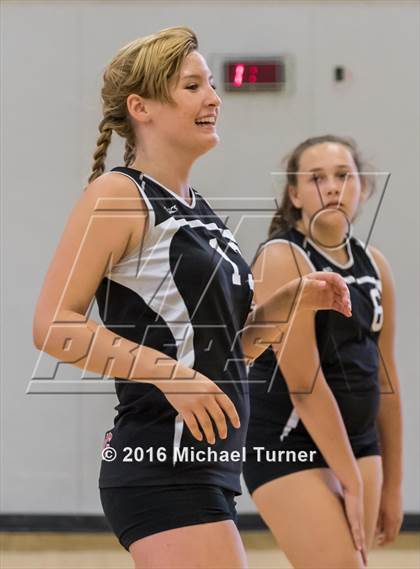 Thumbnail 1 in Las Plumas vs. Corning   (Red Bluff Tournament) photogallery.