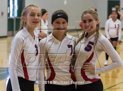 Thumbnail 1 in Las Plumas vs. Corning   (Red Bluff Tournament) photogallery.
