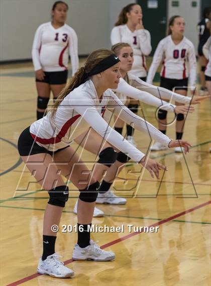 Thumbnail 3 in Las Plumas vs. Corning   (Red Bluff Tournament) photogallery.