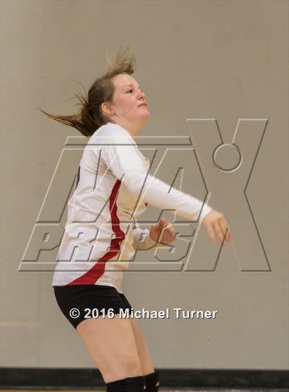 Thumbnail 1 in Las Plumas vs. Corning   (Red Bluff Tournament) photogallery.