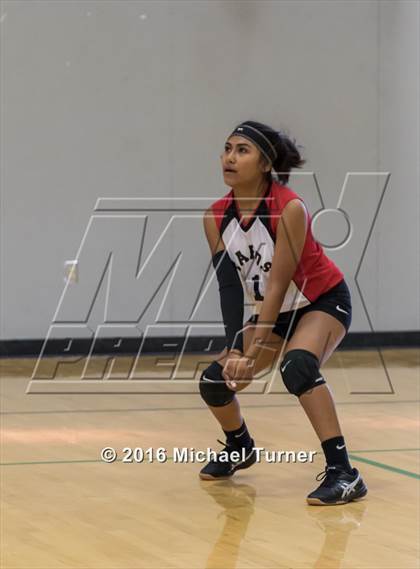 Thumbnail 2 in Las Plumas vs. Corning   (Red Bluff Tournament) photogallery.