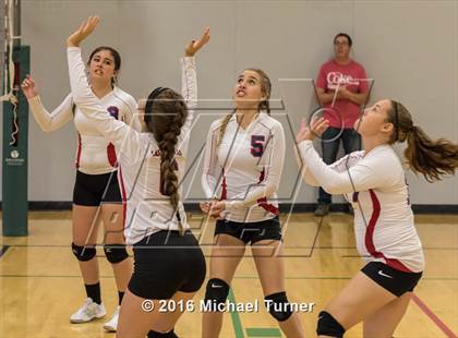 Thumbnail 1 in Las Plumas vs. Corning   (Red Bluff Tournament) photogallery.