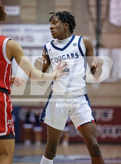 Thumbnail 3 in Regis Jesuit @ Cherokee Trail photogallery.