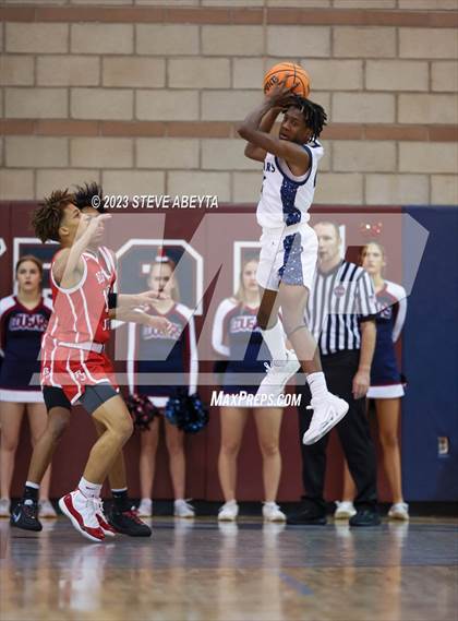 Thumbnail 2 in Regis Jesuit @ Cherokee Trail photogallery.