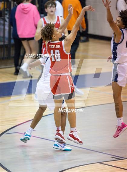 Thumbnail 2 in Regis Jesuit @ Cherokee Trail photogallery.