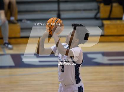 Thumbnail 3 in Regis Jesuit @ Cherokee Trail photogallery.
