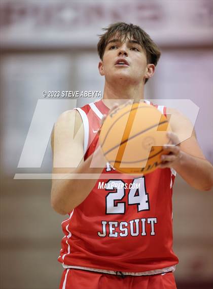 Thumbnail 1 in Regis Jesuit @ Cherokee Trail photogallery.