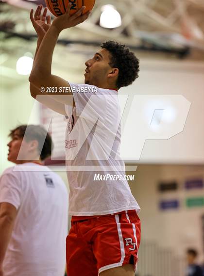 Thumbnail 2 in Regis Jesuit @ Cherokee Trail photogallery.