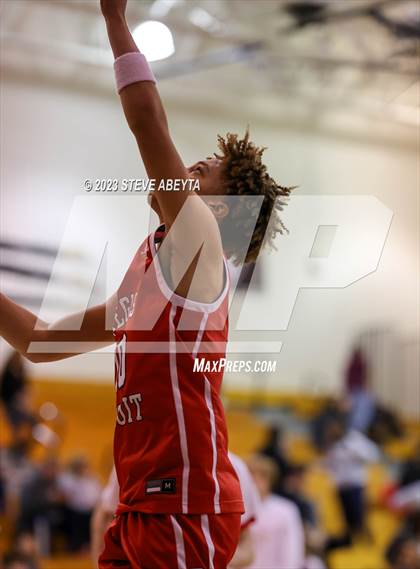 Thumbnail 2 in Regis Jesuit @ Cherokee Trail photogallery.