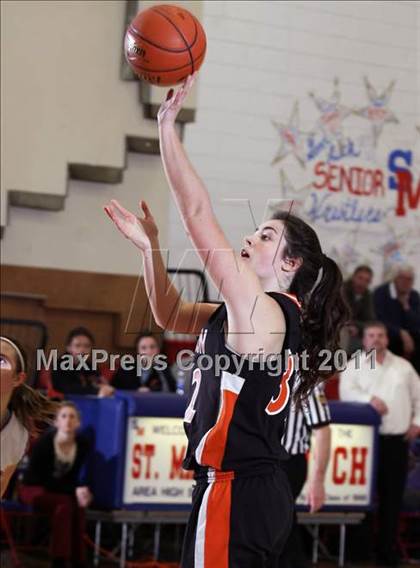 Thumbnail 1 in Coudersport vs. Clarion Area (District IX Semifinals) photogallery.