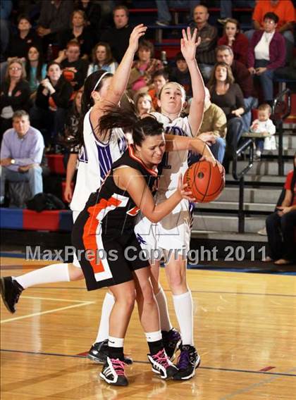 Thumbnail 3 in Coudersport vs. Clarion Area (District IX Semifinals) photogallery.