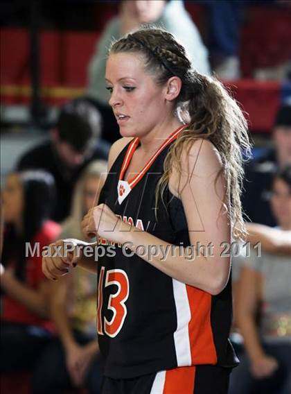 Thumbnail 3 in Coudersport vs. Clarion Area (District IX Semifinals) photogallery.