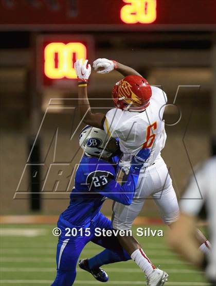 Thumbnail 2 in Mt. Carmel vs. Rancho Bernardo (CIF SDS D2 Final) photogallery.