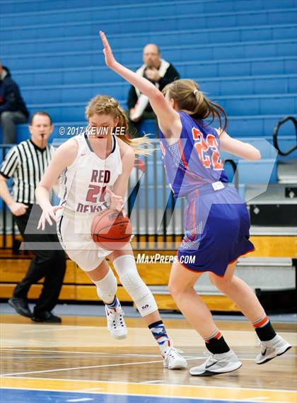 Thumbnail 1 in Timpview vs. Springville (UHSAA 4A Quarterfinal) photogallery.