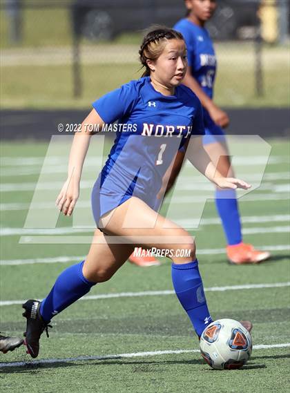 Thumbnail 3 in Butler vs. North Mecklenburg photogallery.