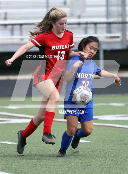 Thumbnail 3 in Butler vs. North Mecklenburg photogallery.