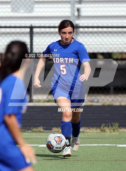 Thumbnail 3 in Butler vs. North Mecklenburg photogallery.