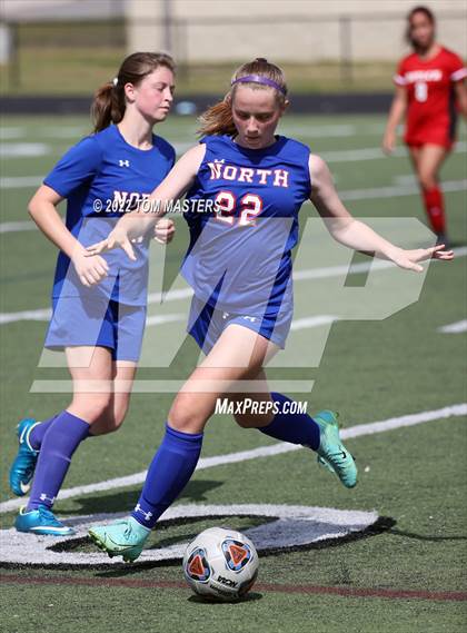 Thumbnail 1 in Butler vs. North Mecklenburg photogallery.