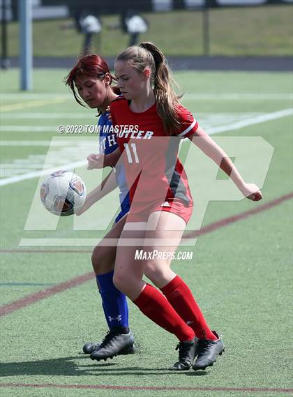 Thumbnail 3 in Butler vs. North Mecklenburg photogallery.