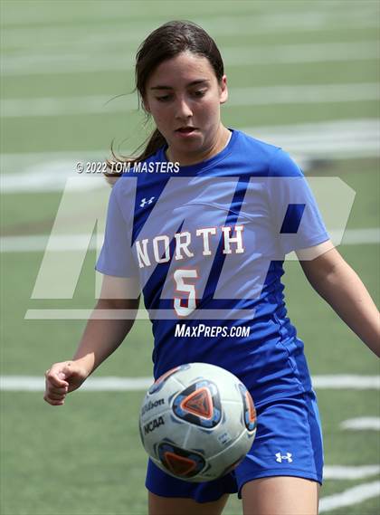 Thumbnail 2 in Butler vs. North Mecklenburg photogallery.