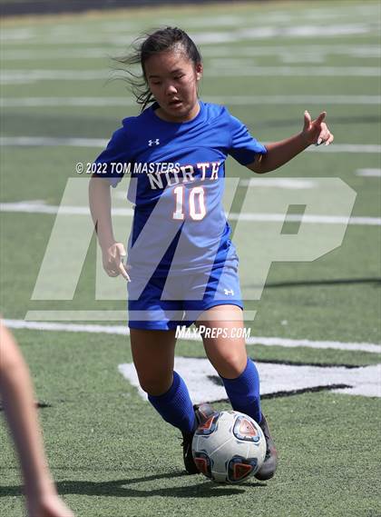 Thumbnail 2 in Butler vs. North Mecklenburg photogallery.