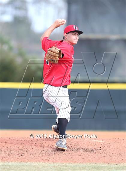Thumbnail 1 in San Clemente vs. College Station (National High School Invitational) photogallery.