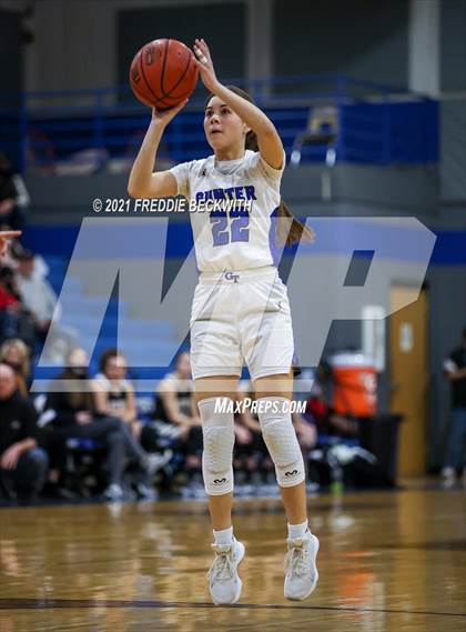 Thumbnail 3 in Howe @ Gunter photogallery.