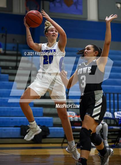 Thumbnail 3 in Howe @ Gunter photogallery.