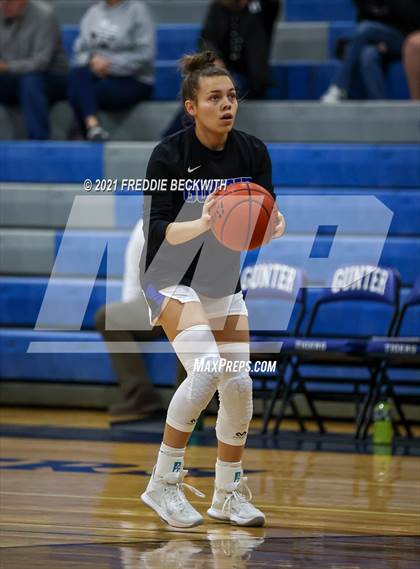 Thumbnail 3 in Howe @ Gunter photogallery.