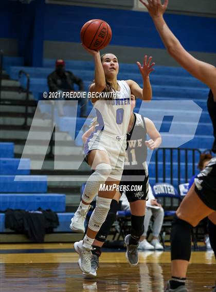 Thumbnail 3 in Howe @ Gunter photogallery.