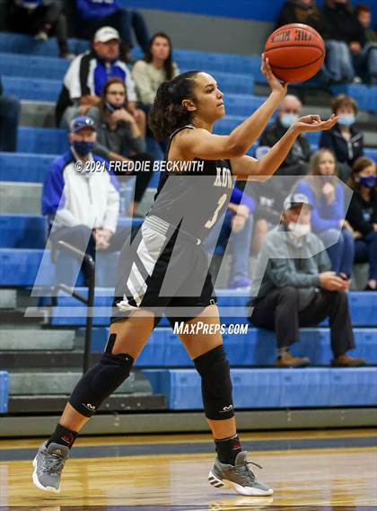 Thumbnail 1 in Howe @ Gunter photogallery.