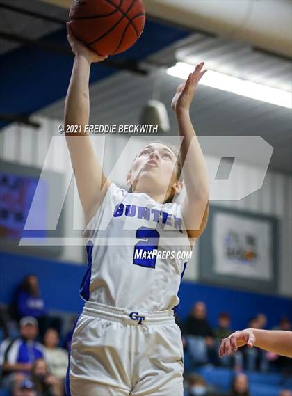 Thumbnail 1 in Howe @ Gunter photogallery.