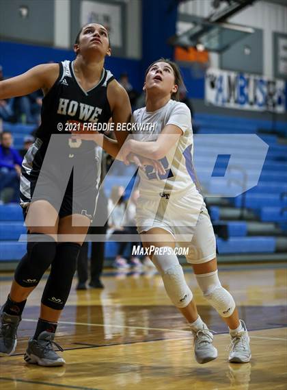 Thumbnail 3 in Howe @ Gunter photogallery.